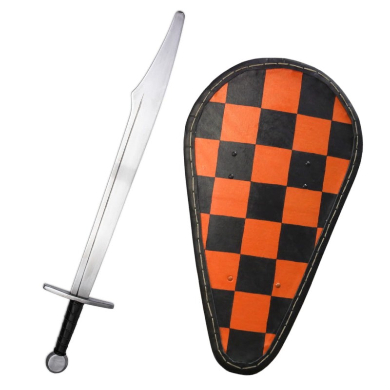 Falchion with shield set.jpg