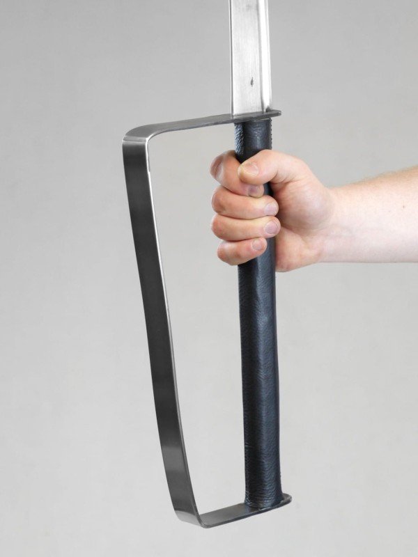 Falchion two handed handle.jpg