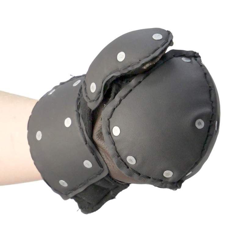 Under-shield mitten5.jpg