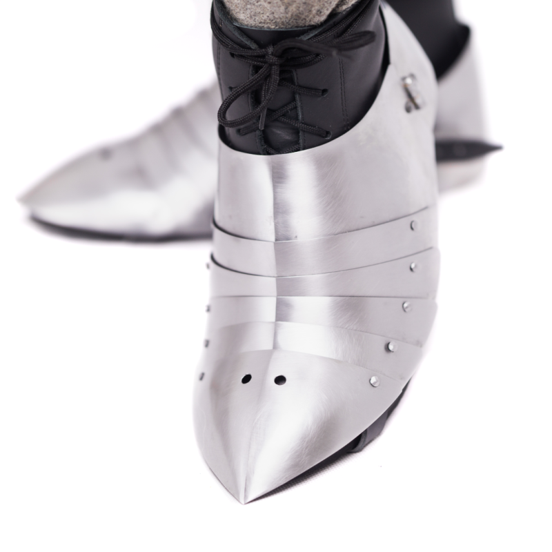 Boots with sabatons.png