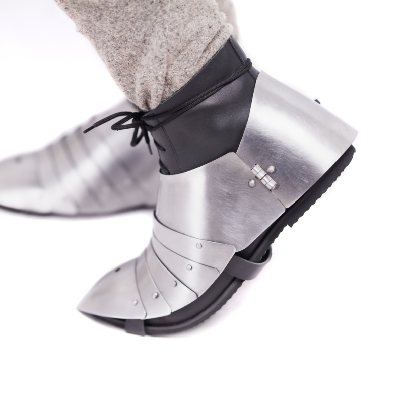 Boots with sabatons2.png